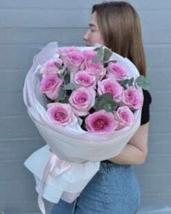 розовые розы Брест