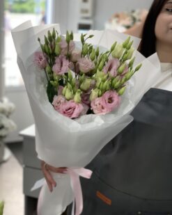 Букет из 5 веток розовой эустомы в Бресте