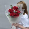 Букет из французских роз с эвкалиптом - доставка цветов Брест
