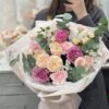 Розовый букет с пионовидной и кустовой розой в Бресте