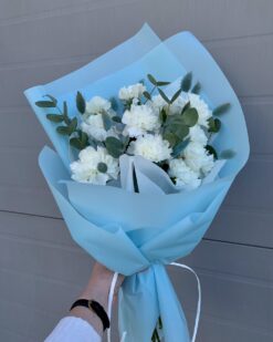 БУКЕТ БЕЛЫХ ГВОЗДИК